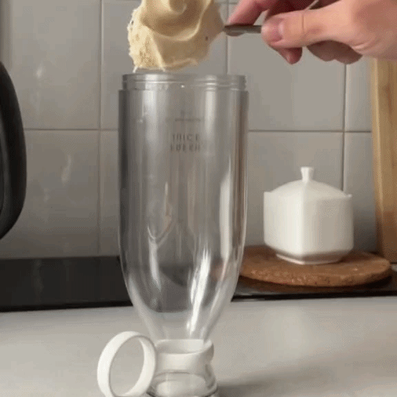 Portable Blender Bottle – 350ML USB Rechargeable Mini Juicer Cup for Smoothies, Fruit Juice & Travel Mixing